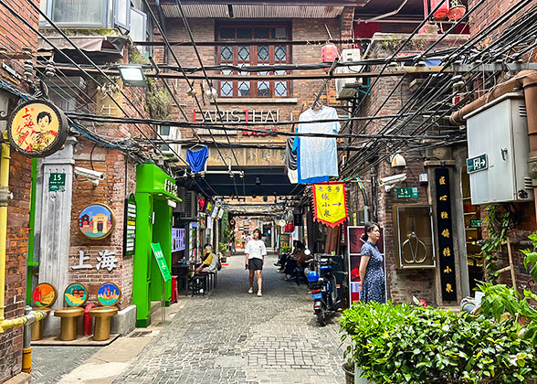 11 Days Beijing - Xi'an - Zhangjiajie - Shanghai