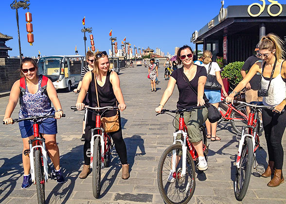 Cycling on the City Wall