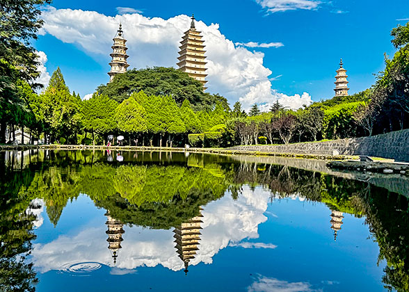 Three Pagoda Temple, Dali