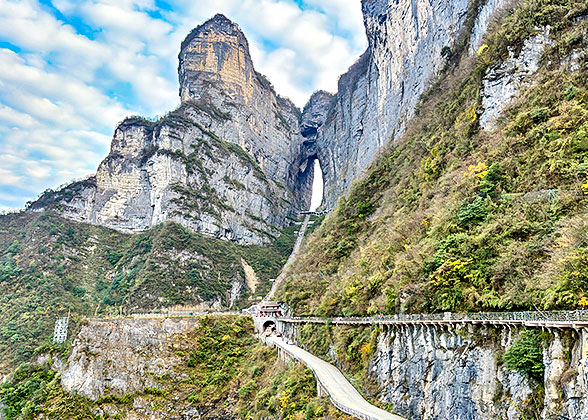 15 Days Beijing - Xi'an - Guilin - Yangshuo - Guilin - Chongqing - Zhangjiajie - Shanghai